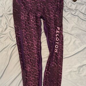 Peloton x WITH Leggings in Leopard Print “Sundays with Love”